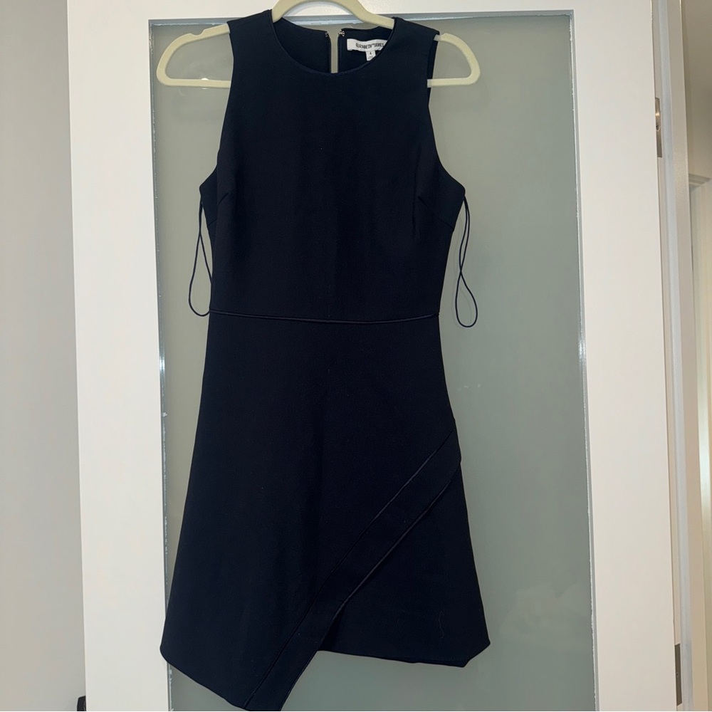 Elegant Blue Sleeveless Dress